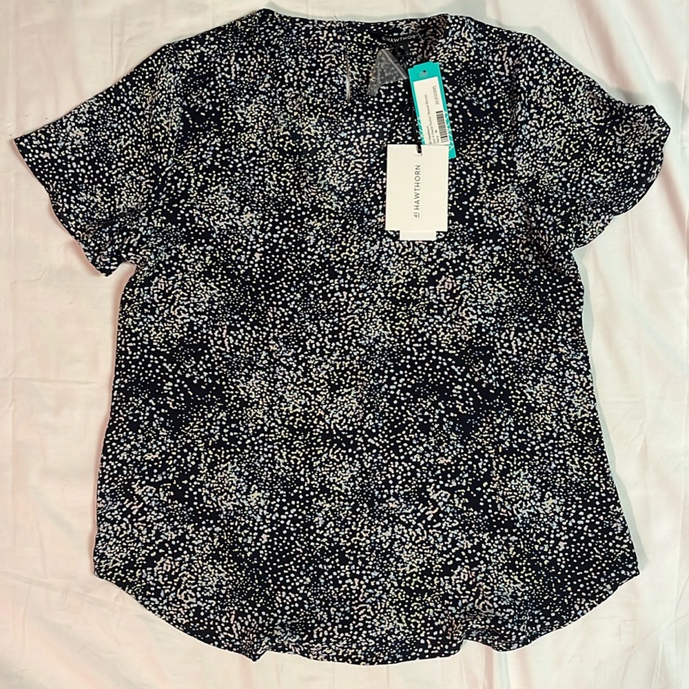 41 Hawthorne speckled dot blouse size M